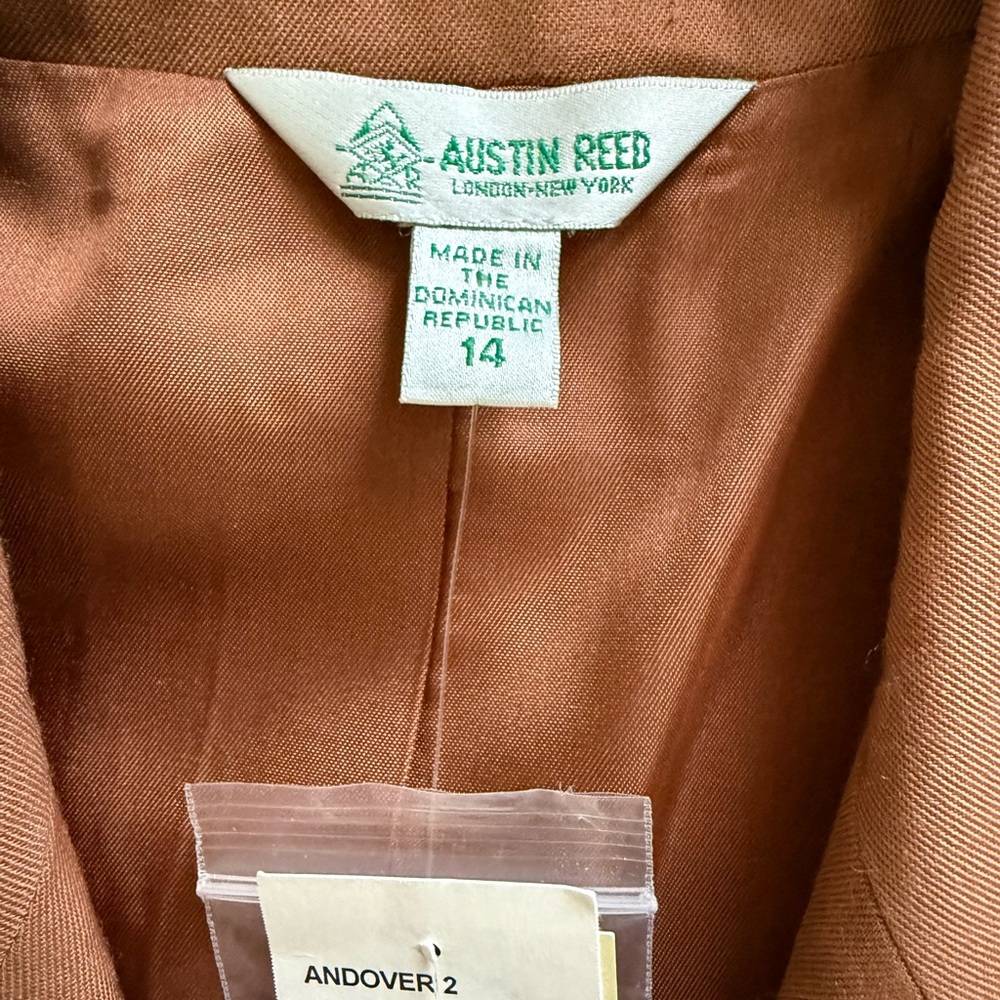 Austin Reed Tan Blazer - Picture 4 of 9